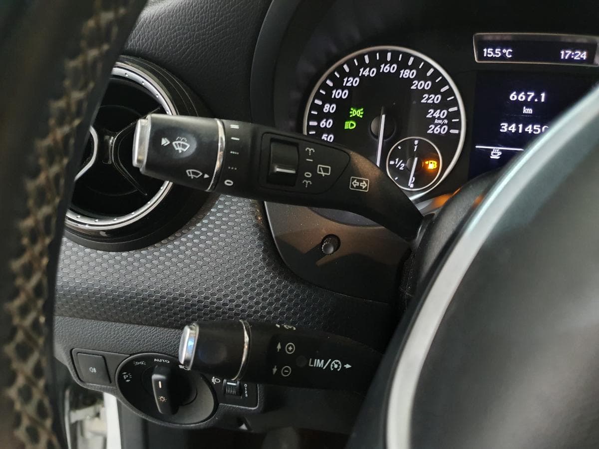 Mercedes-Benz A200 1.8 CDI · Ano 2012 — imagen 39