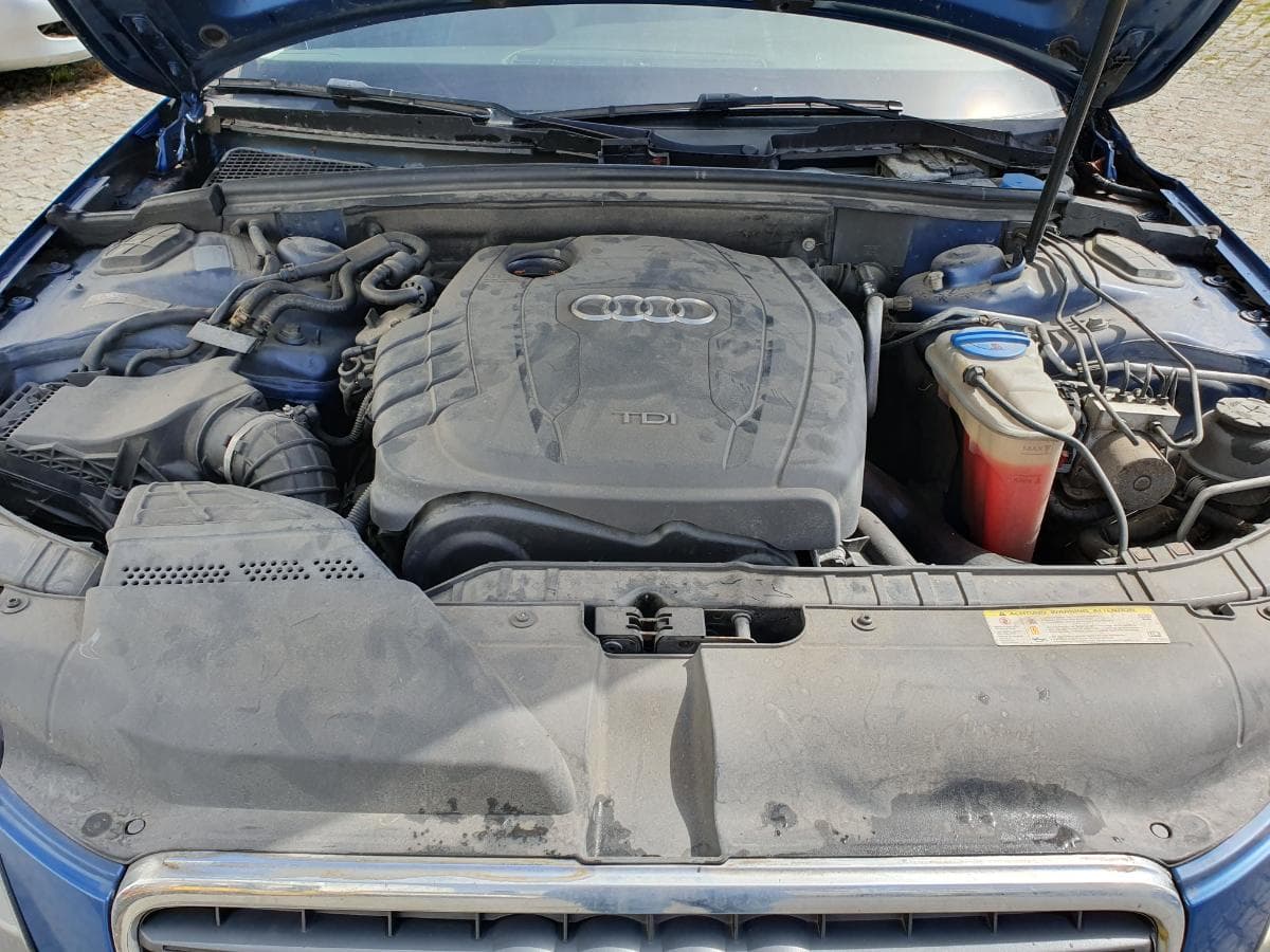 Audi A4 2.0 TDI · Ano 2012 — imagen 4