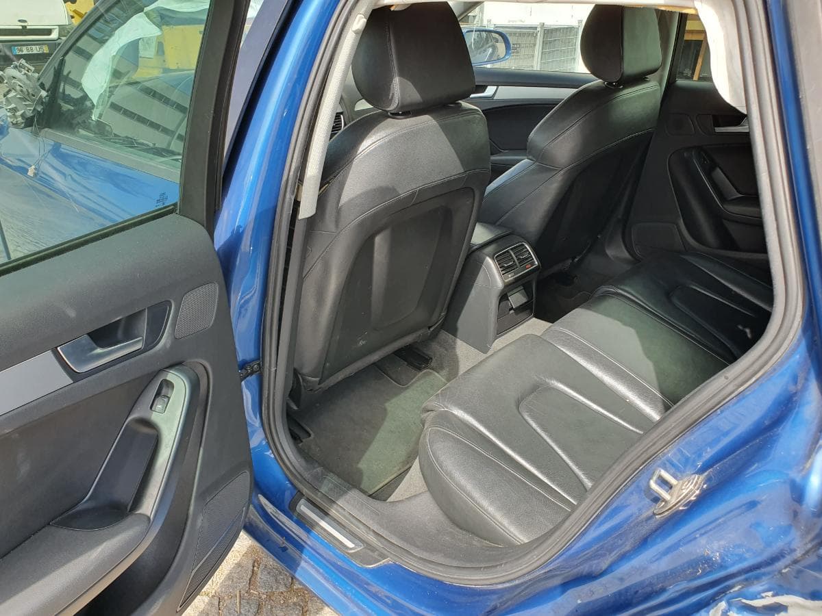 Audi A4 2.0 TDI · Ano 2012 — imagen 28