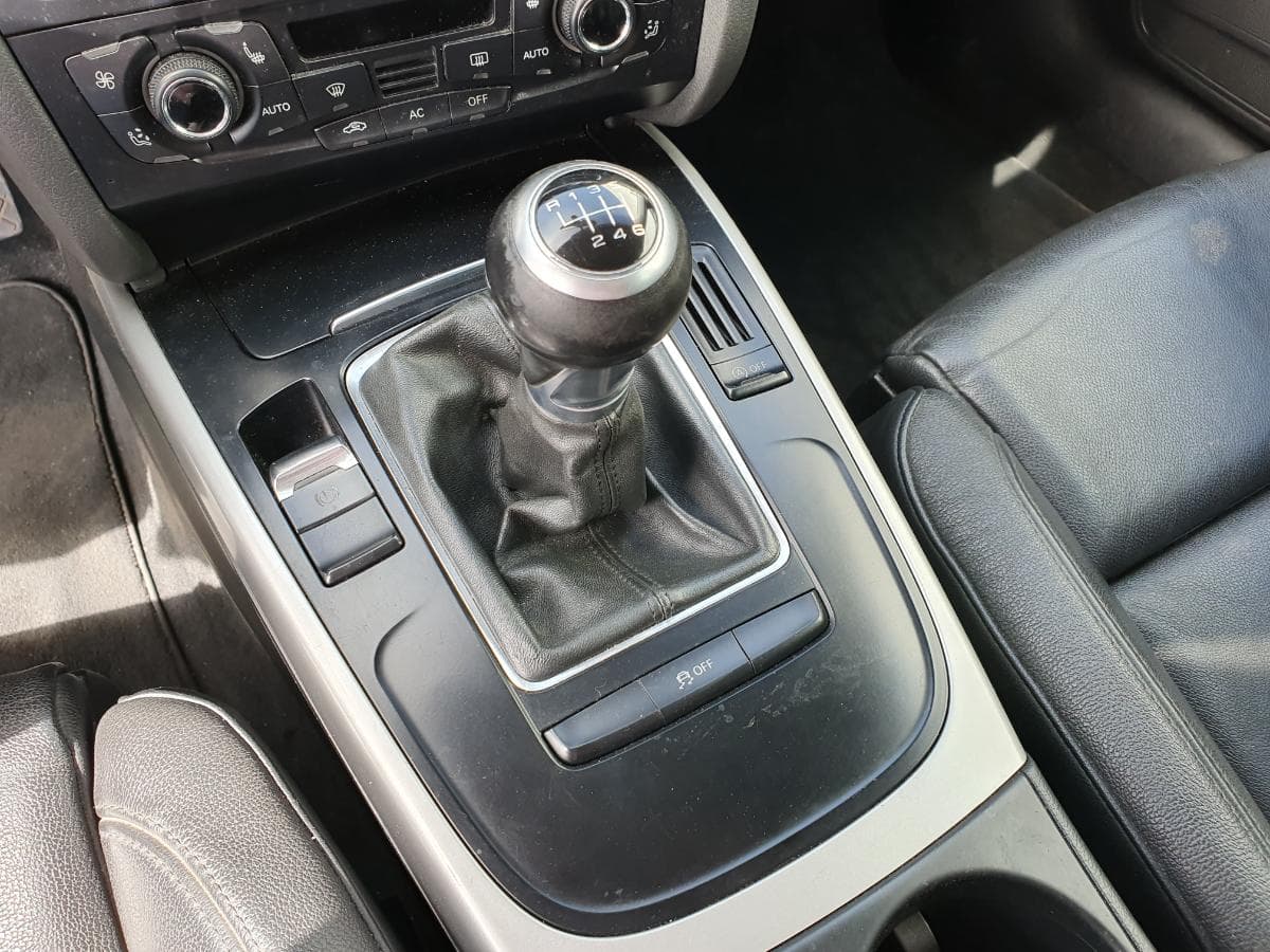 Audi A4 2.0 TDI · Ano 2012 — imagen 34