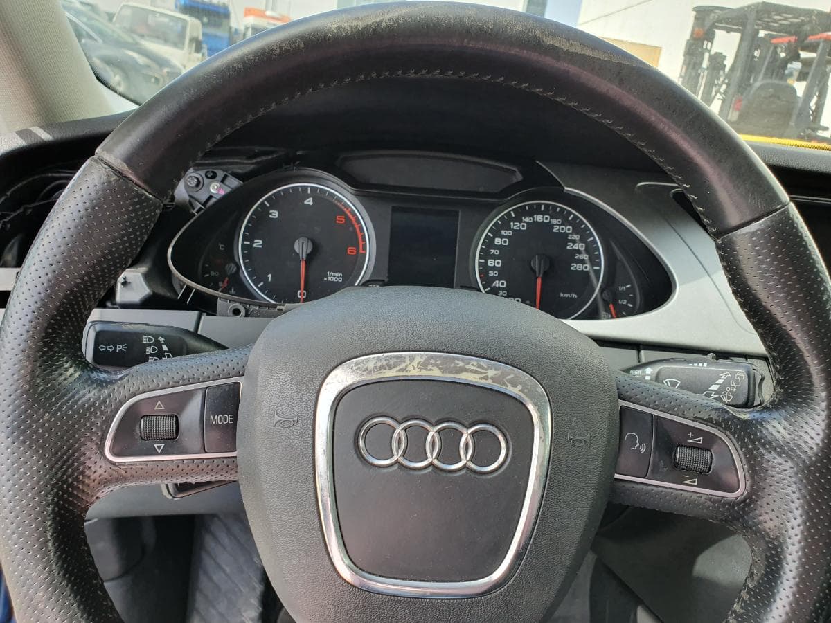 Audi A4 2.0 TDI · Ano 2012 — imagen 40