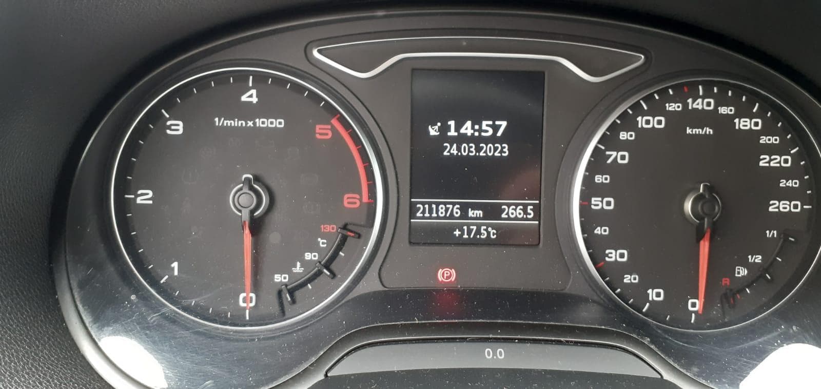 Audi A3 1.6 TDI · Ano 2014 — image 24