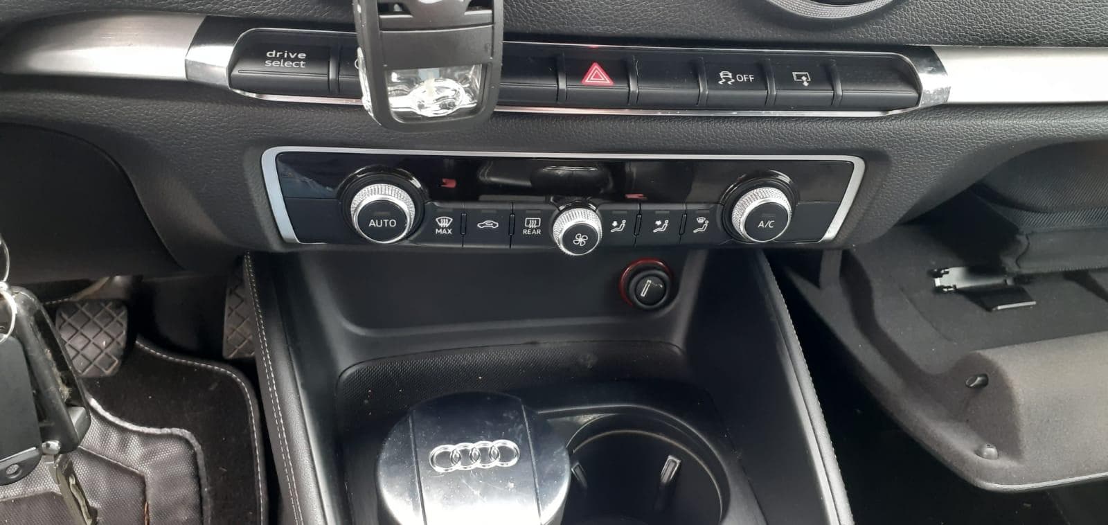 Audi A3 1.6 TDI · Ano 2014 — image 27