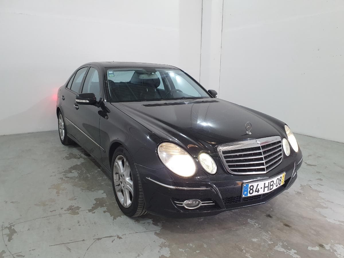 Mercedes-Benz E320 CDI · Ano 2008 — imagen 3