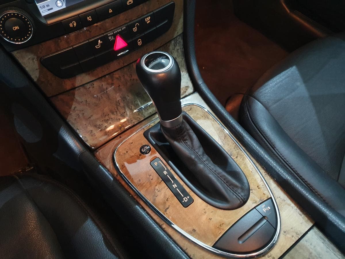 Mercedes-Benz E320 CDI · Ano 2008 — imagen 28
