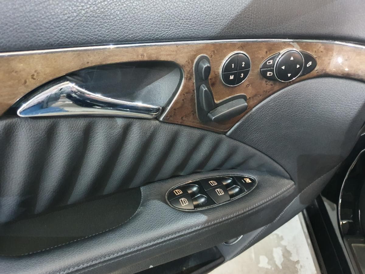 Mercedes-Benz E320 CDI · Ano 2008 — imagen 32