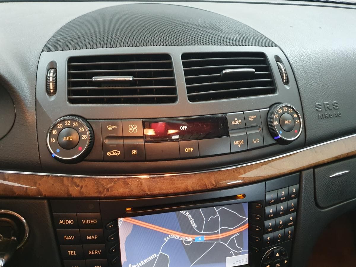 Mercedes-Benz E320 CDI · Ano 2008 — imagen 35
