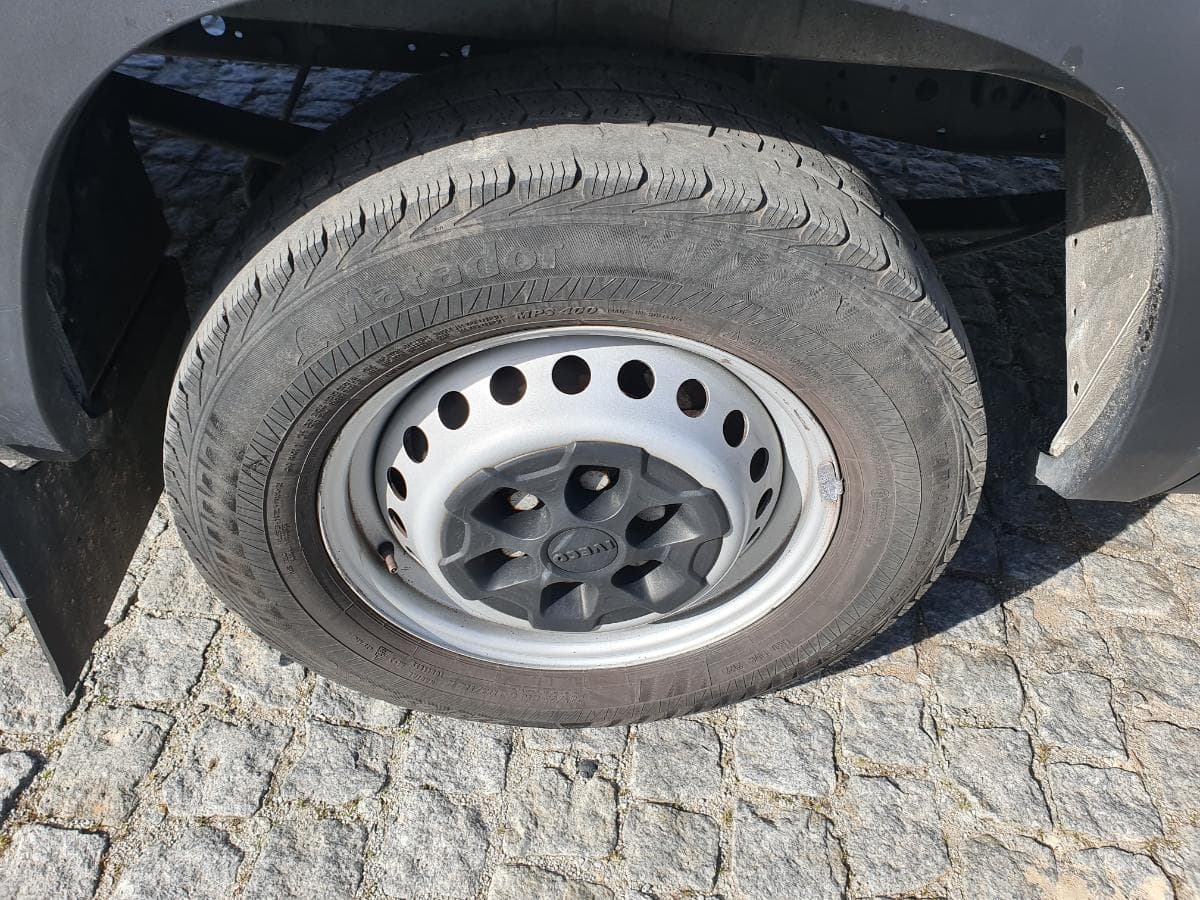 Iveco Daily 35-180 · Ano 2021 — image 13