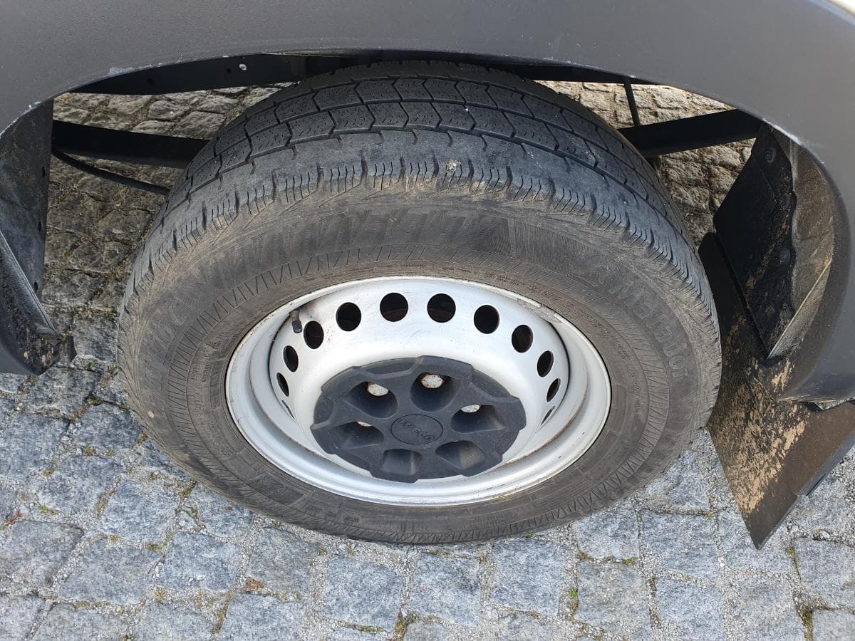 Iveco Daily 35-180 · Ano 2021 — image 14
