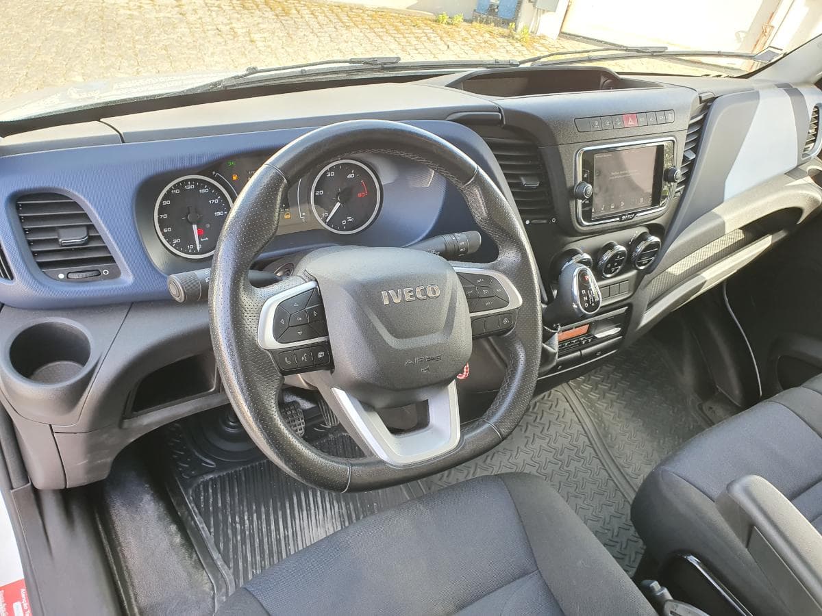 Iveco Daily 35-180 · Ano 2021 — image 30