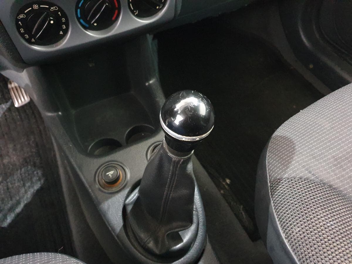 Peugeot Partner 2.0 HDI · Ano 2006 — image 27