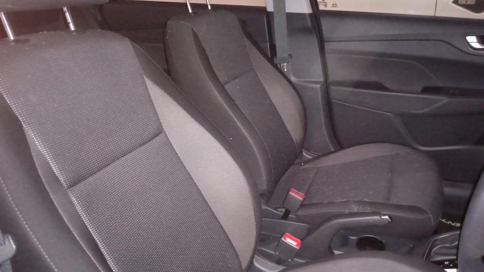 Hyundai Accent · — imagem 5