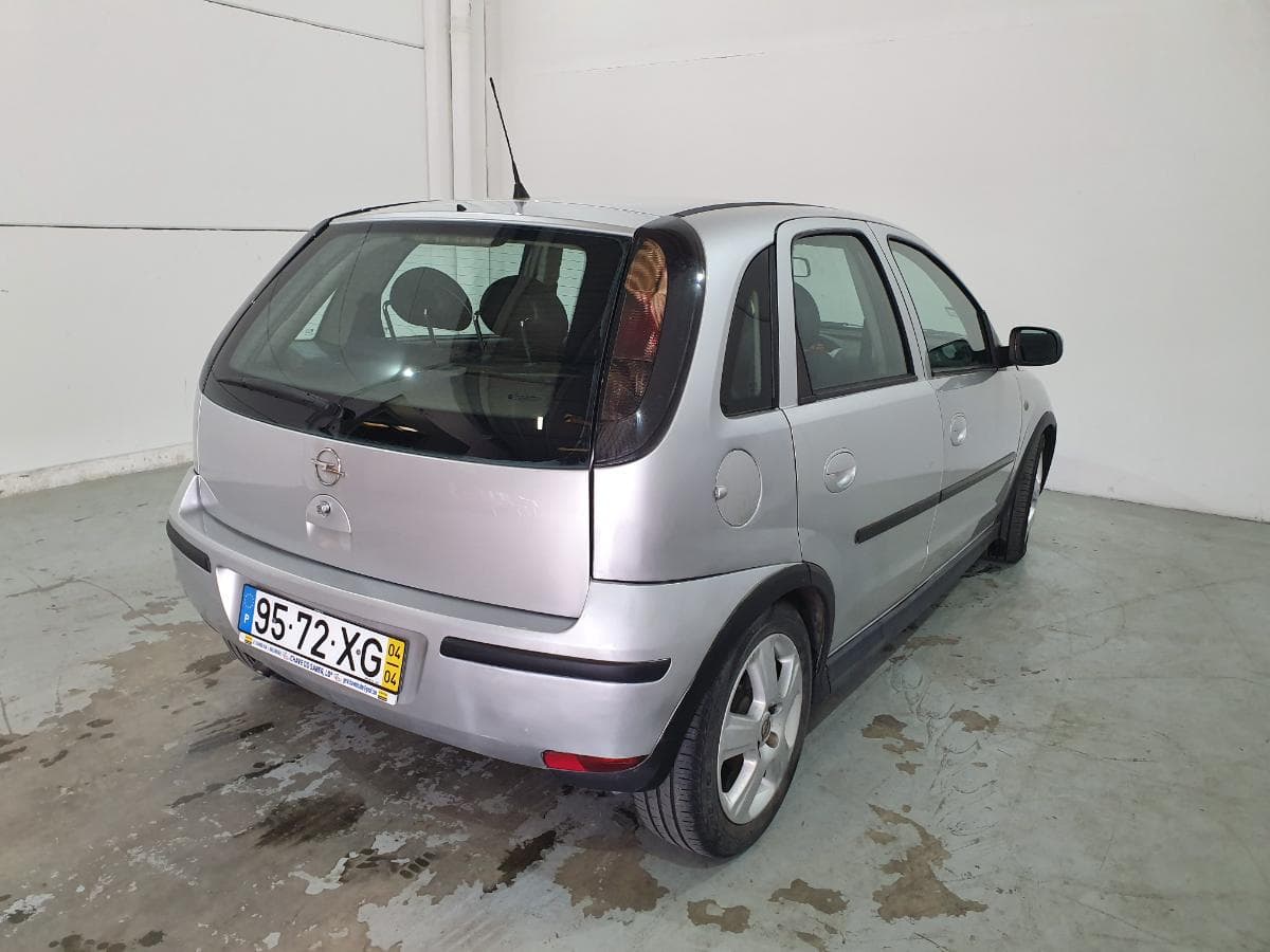Opel Corsa · Ano 2004 — imagen 7