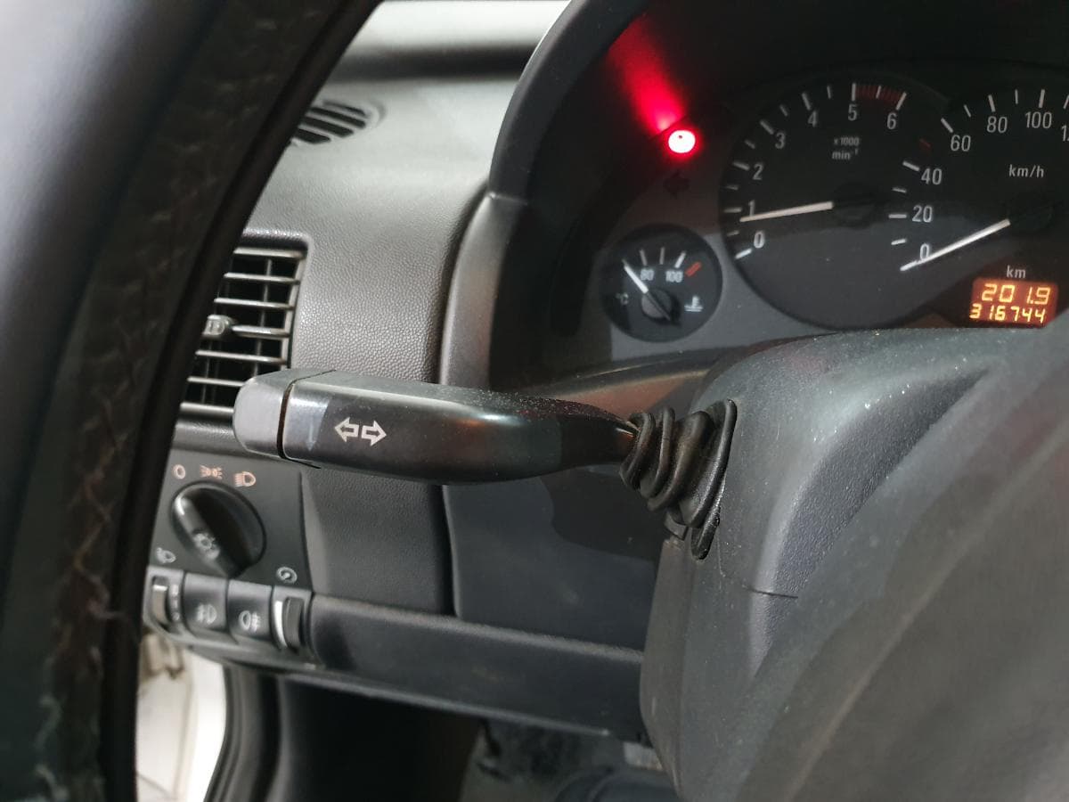 Opel Corsa · Ano 2004 — imagen 19