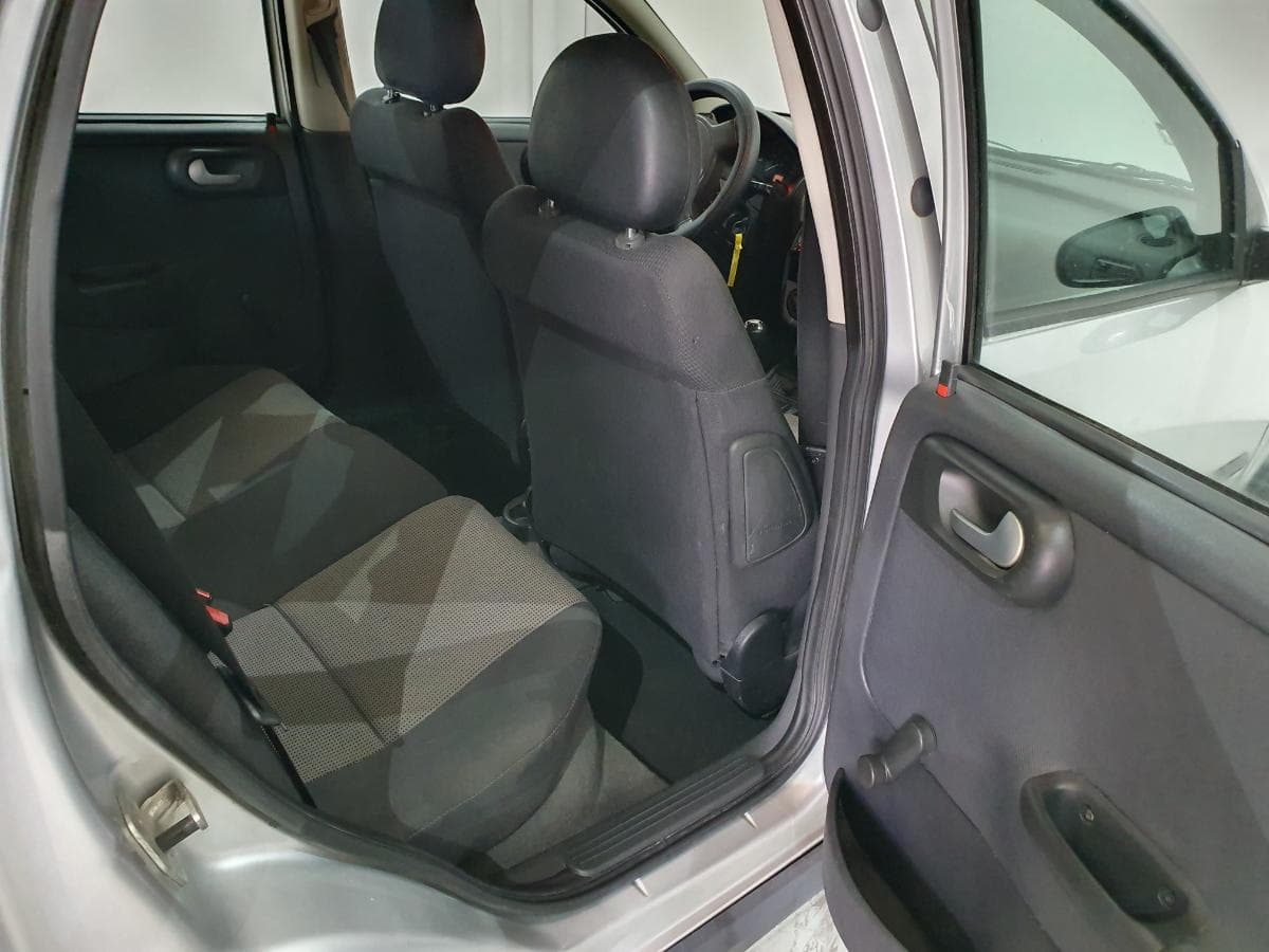 Opel Corsa · Ano 2004 — imagen 25