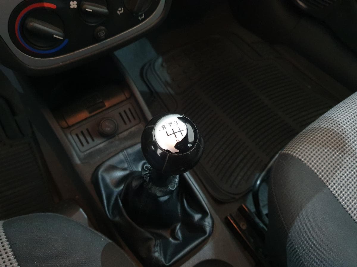 Opel Corsa · Ano 2004 — imagen 26