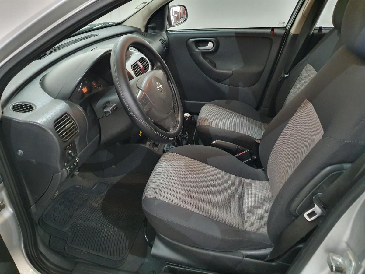 Opel Corsa · Ano 2004 — imagen 33