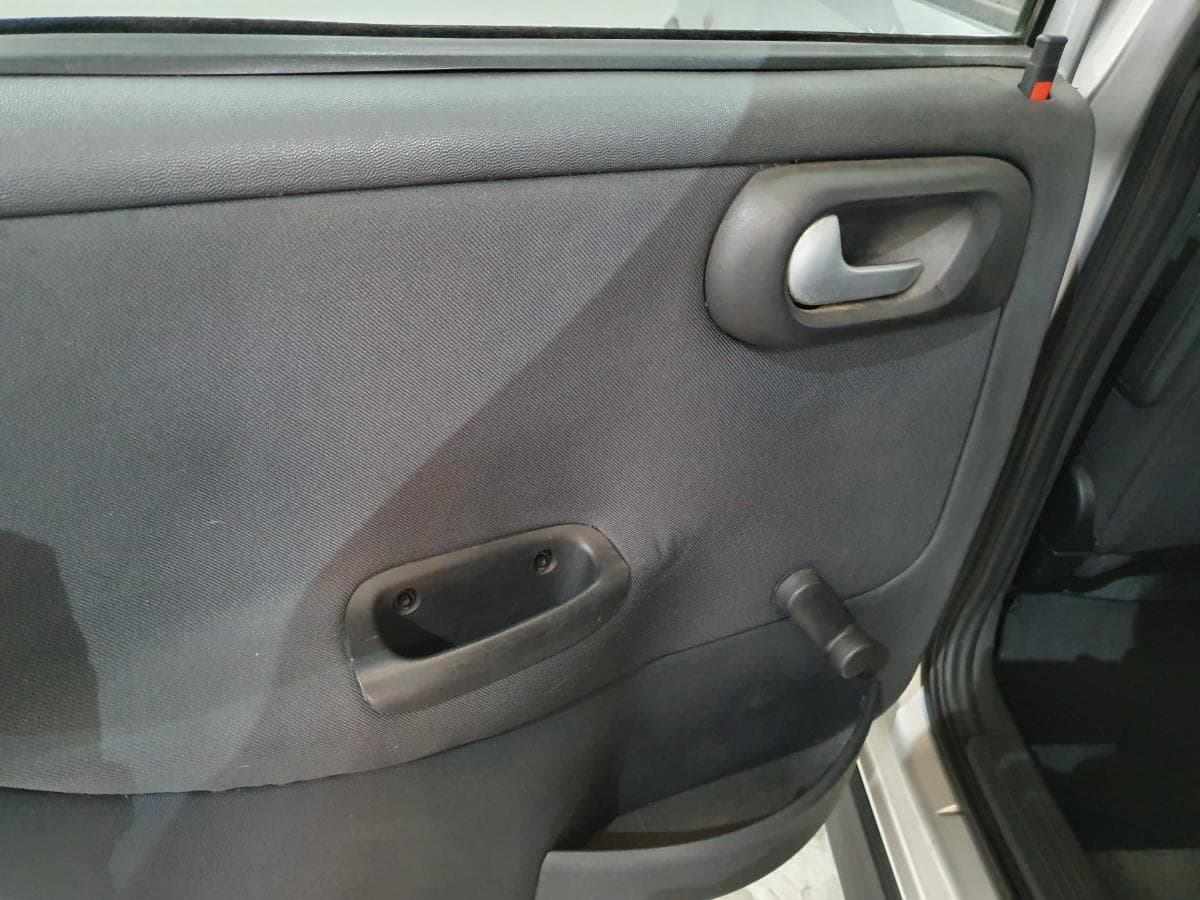 Opel Corsa · Ano 2004 — imagen 36
