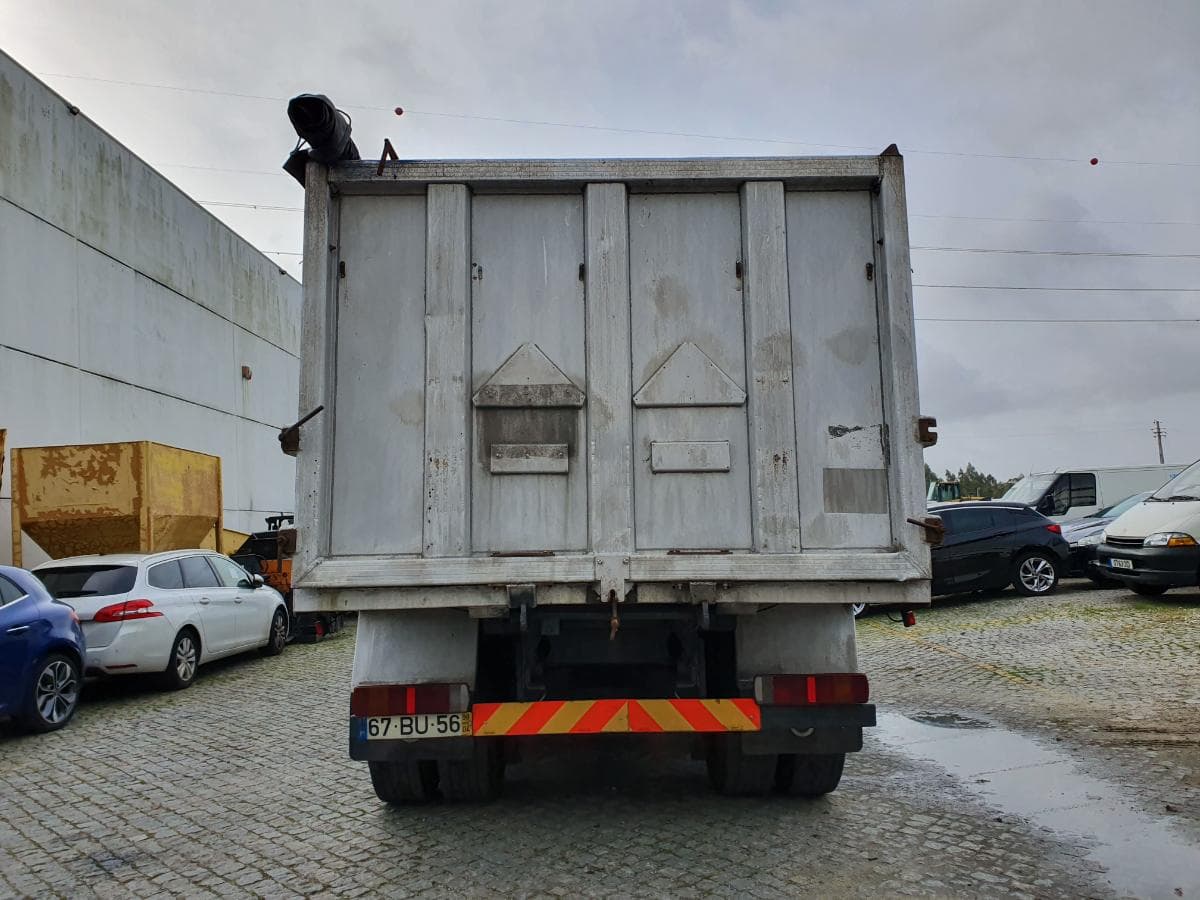 Scania 360 com Grua Atlas · Ano 1998 — imagen 5