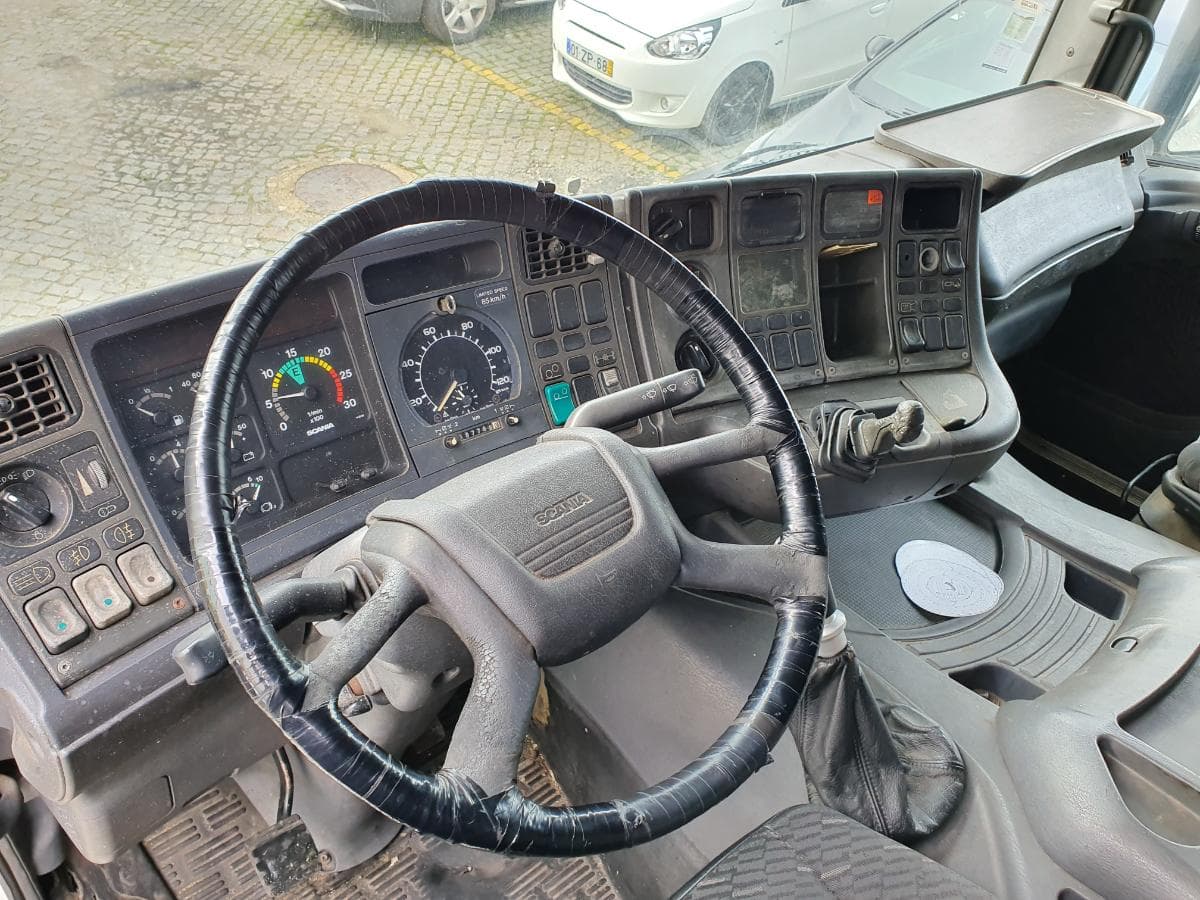 Scania 360 com Grua Atlas · Ano 1998 — imagen 35