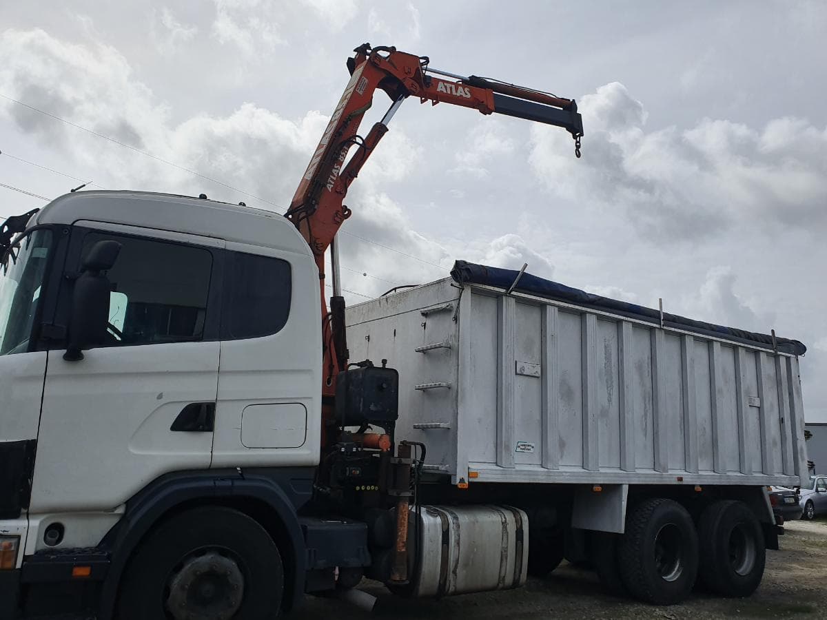 Scania 360 com Grua Atlas · Ano 1998 — imagen 1