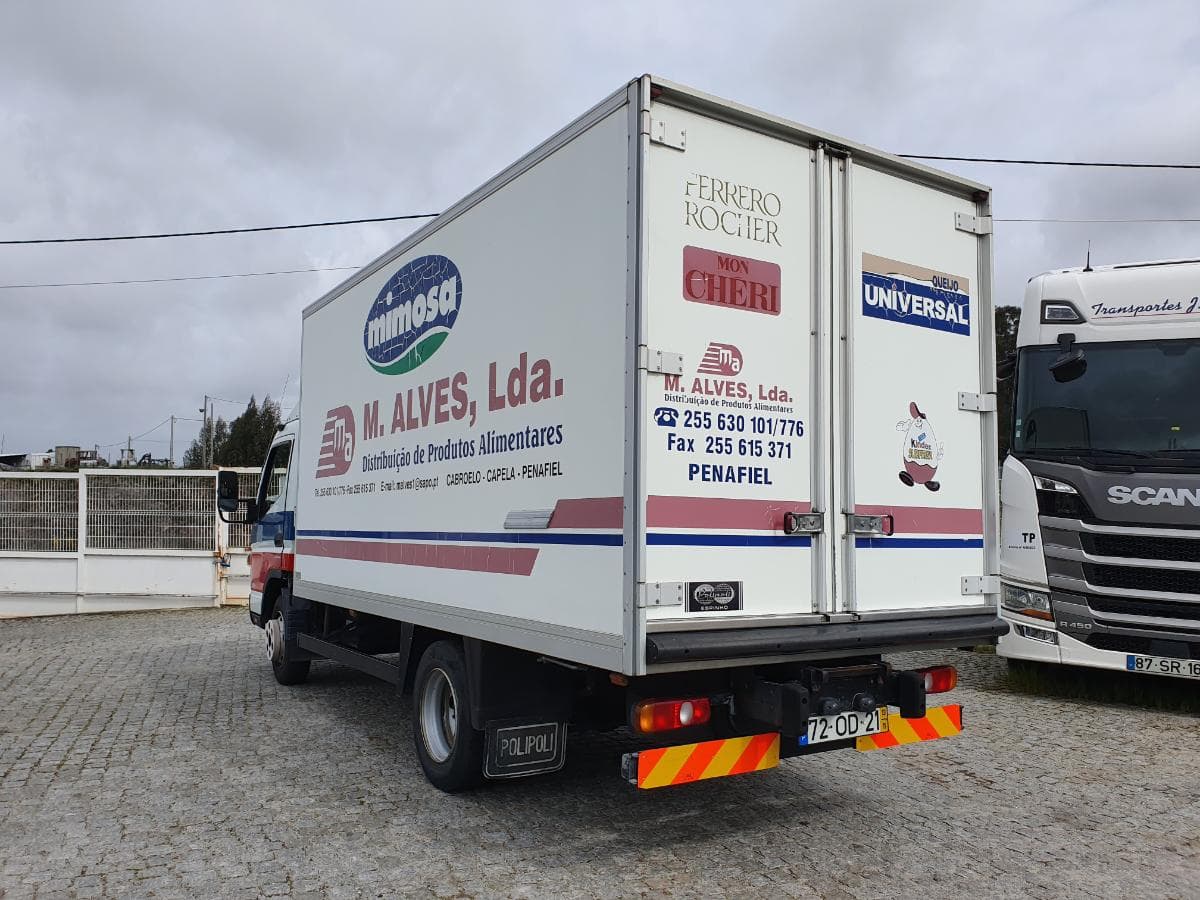 Mitsubishi Canter Fuso 7C18  · Ano 2013 — imagen 4
