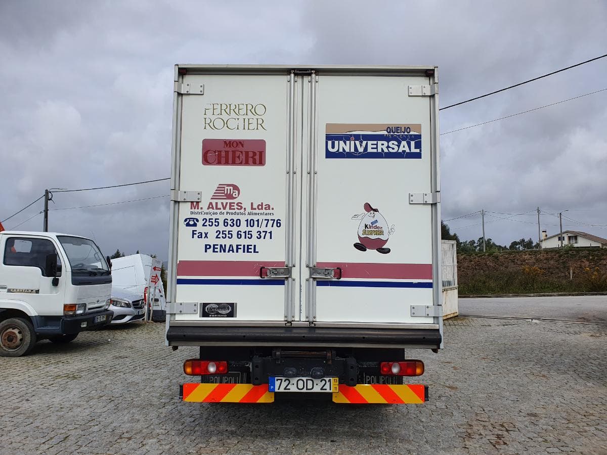 Mitsubishi Canter Fuso 7C18  · Ano 2013 — imagen 6