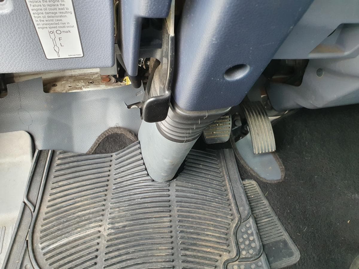 Mitsubishi Canter Fuso 7C18  · Ano 2013 — imagen 29
