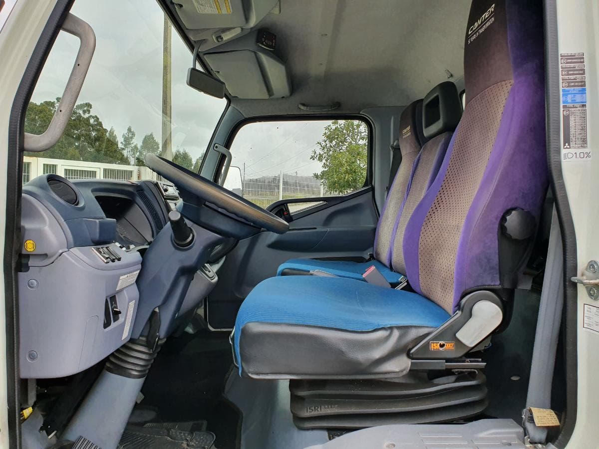 Mitsubishi Canter Fuso 7C18  · Ano 2013 — imagen 34