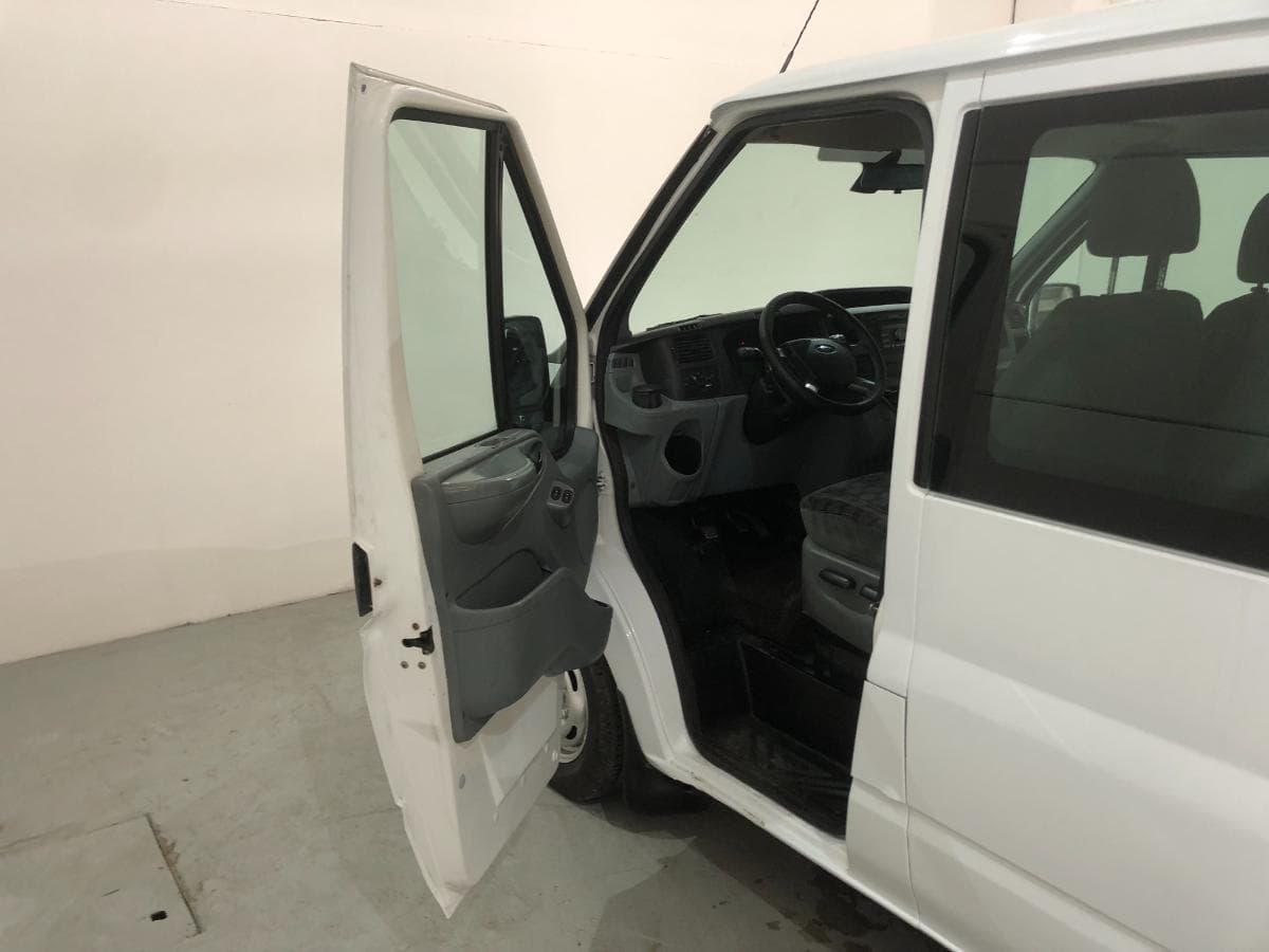 Ford Transit TDCI · Ano 2009 — image 16