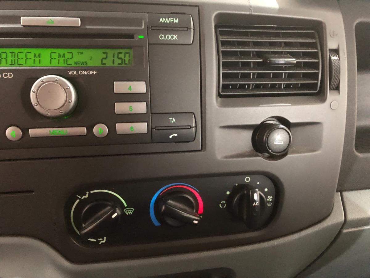 Ford Transit TDCI · Ano 2009 — image 23