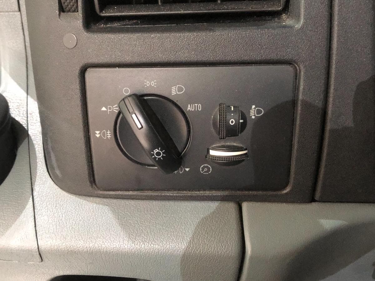 Ford Transit TDCI · Ano 2009 — image 33