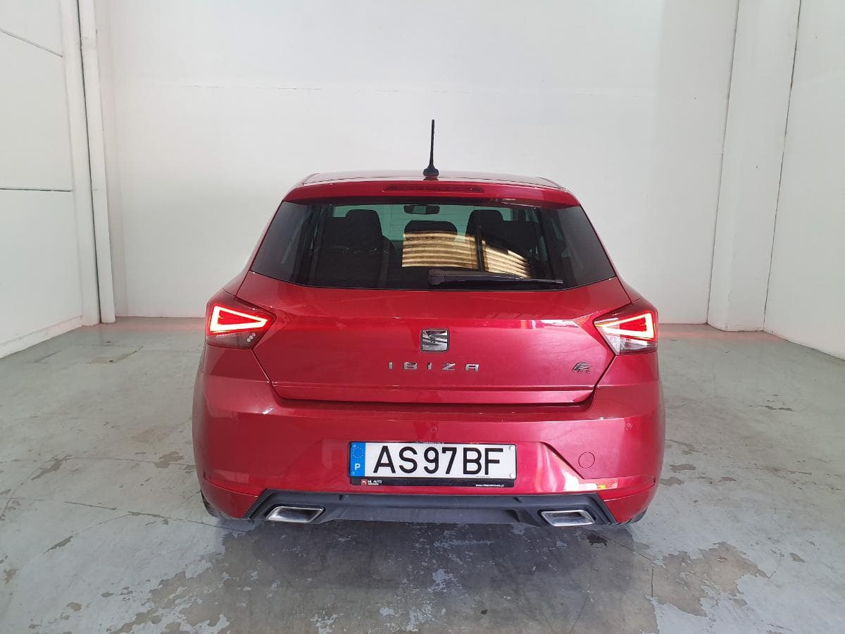 Seat Ibiza 1.0 TSI · Ano 2018 — imagem 9
