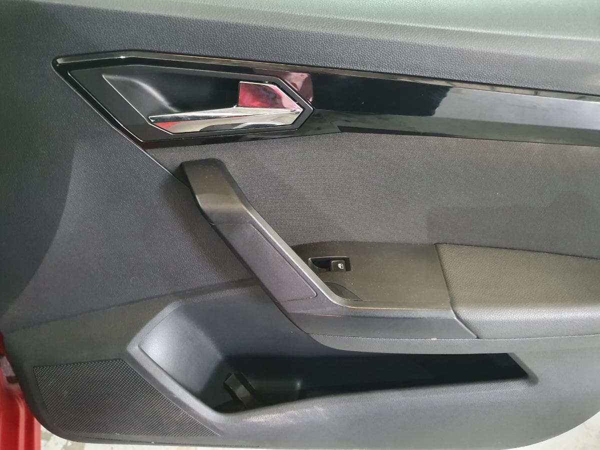 Seat Ibiza 1.0 TSI · Ano 2018 — imagem 24