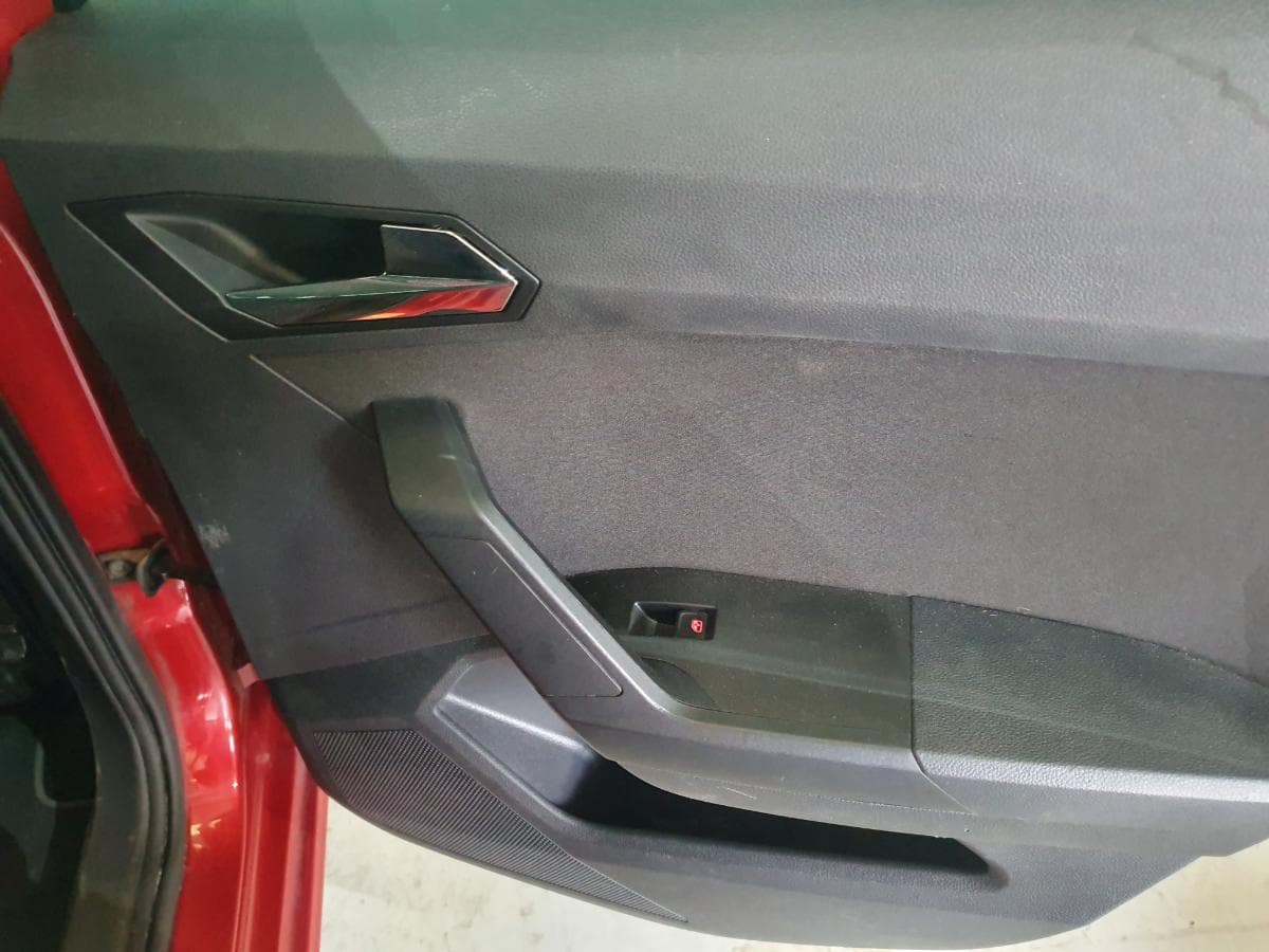 Seat Ibiza 1.0 TSI · Ano 2018 — imagem 25