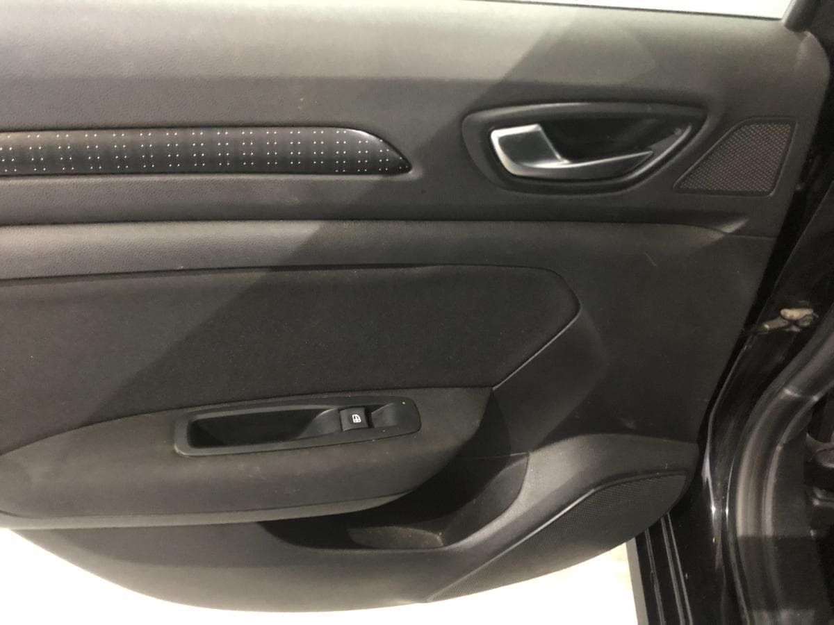 Renault Mégane · Ano 2016 — imagen 25