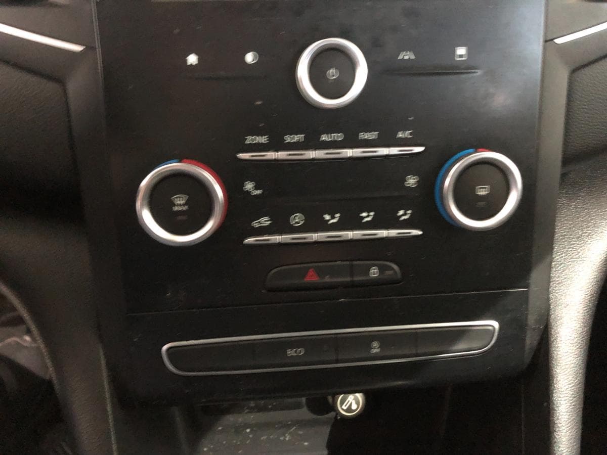 Renault Mégane · Ano 2016 — imagen 35