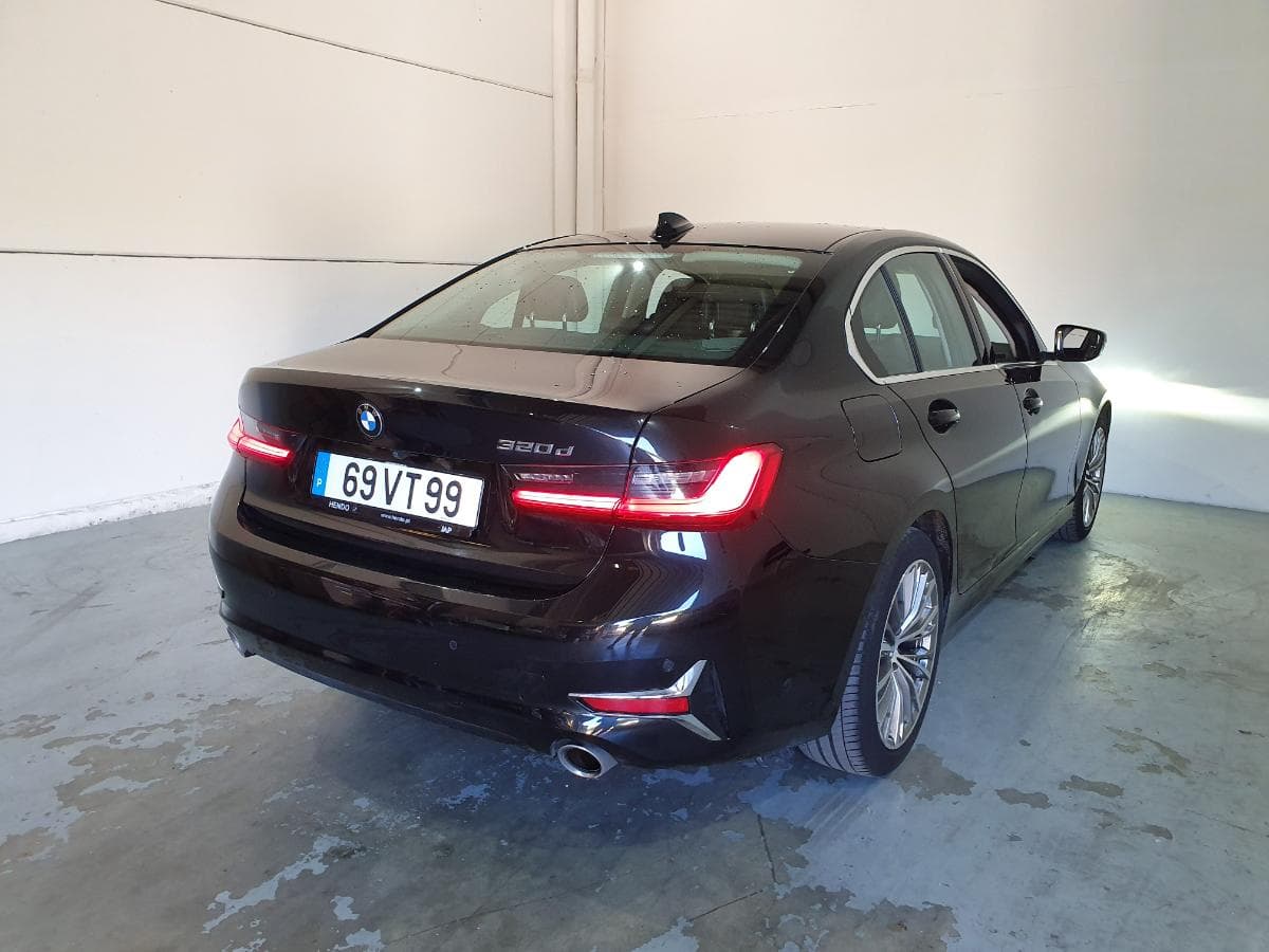 BMW 320D Sedan · Ano 2018 — imagen 13