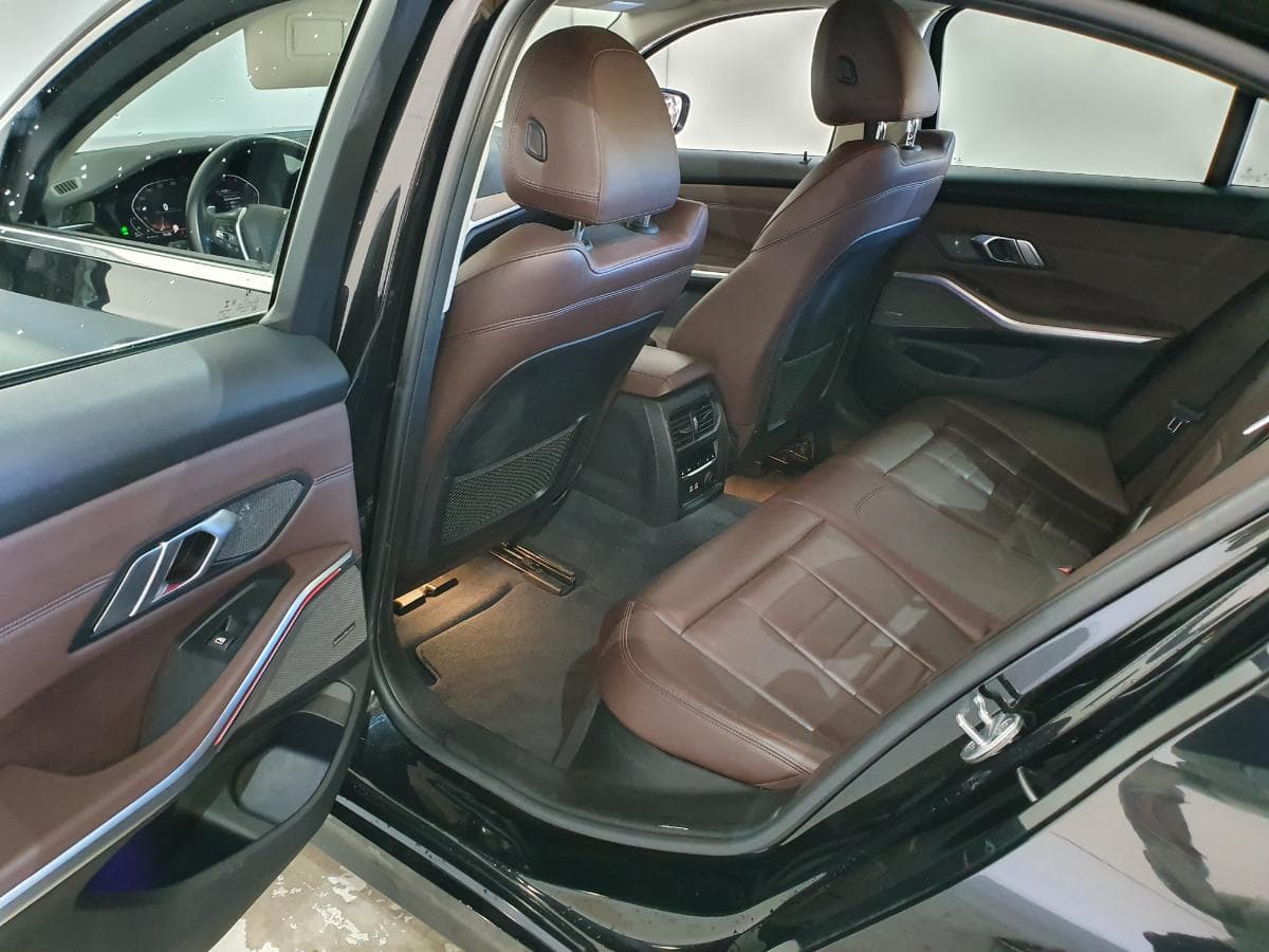 BMW 320D Sedan · Ano 2018 — imagen 27