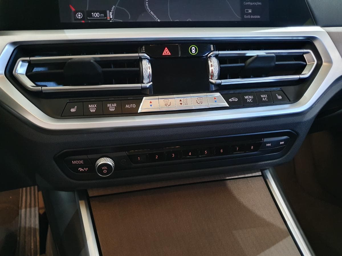 BMW 320D Sedan · Ano 2018 — imagen 35