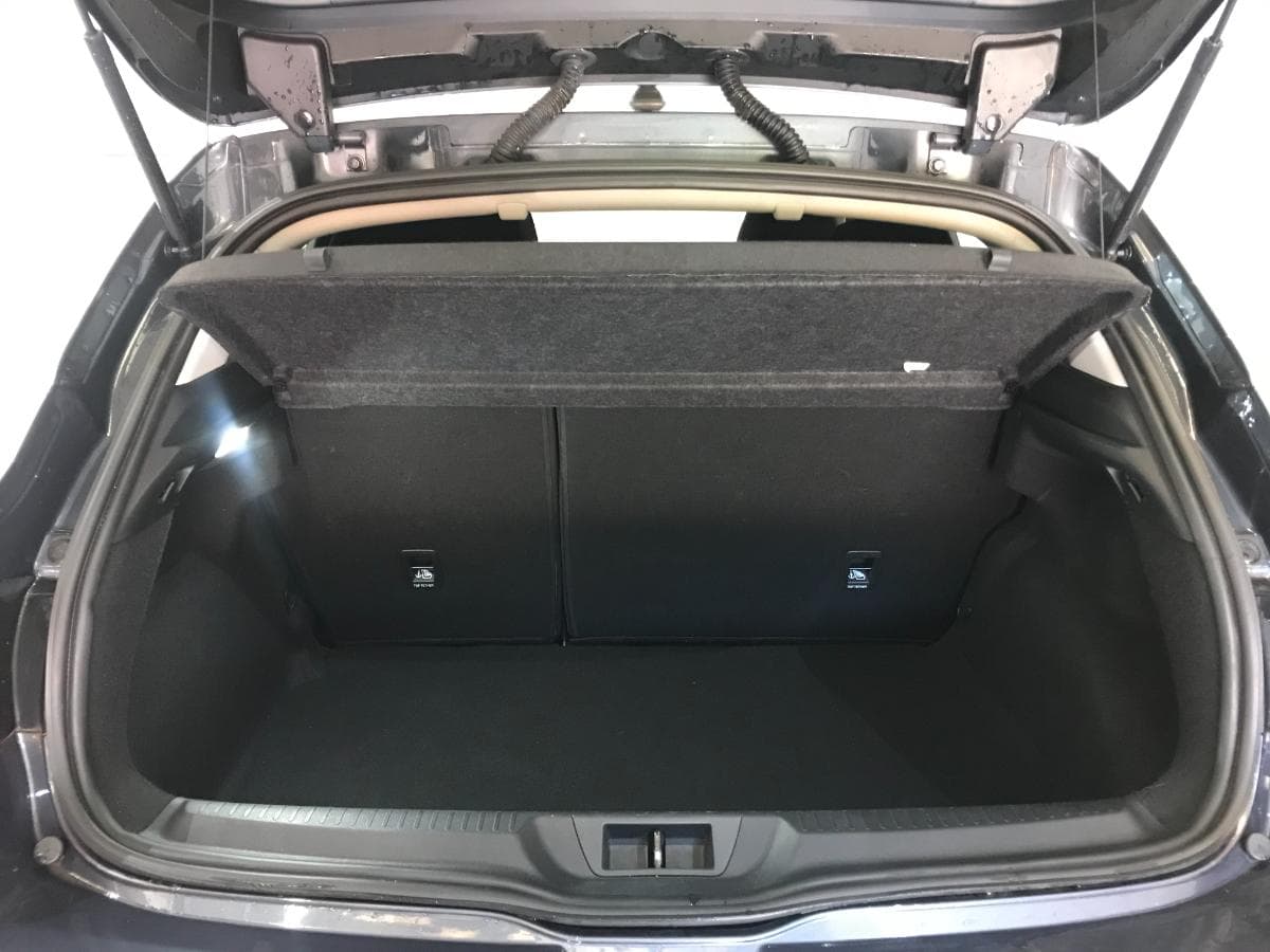 Renault Mégane 1.5 DCI · Ano 2016 — imagem 7