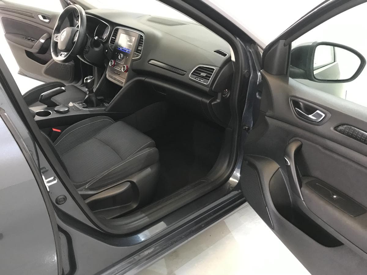 Renault Mégane 1.5 DCI · Ano 2016 — imagem 21