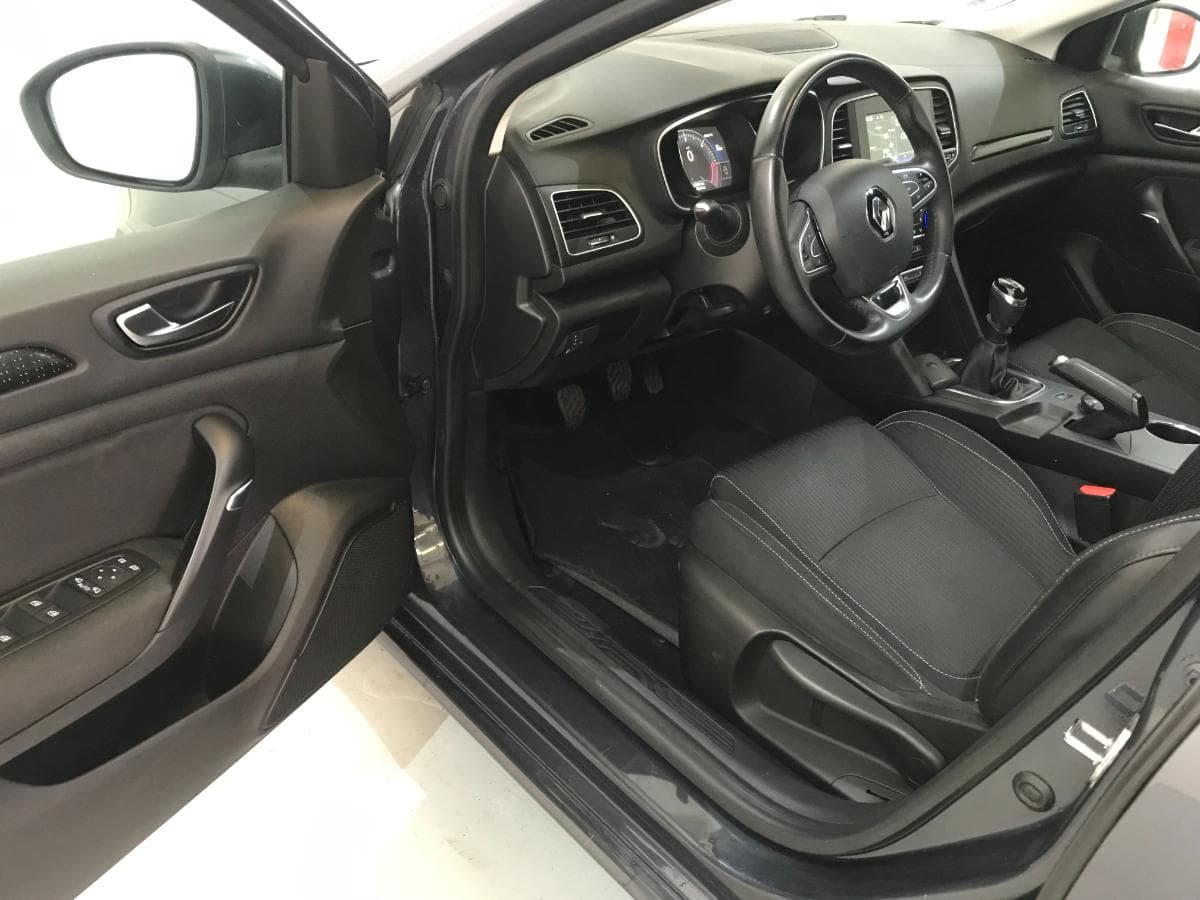 Renault Mégane 1.5 DCI · Ano 2016 — imagem 20
