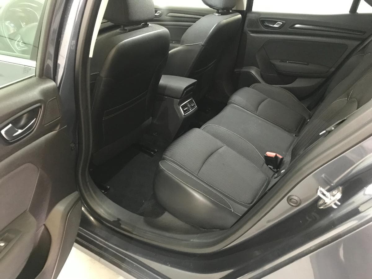 Renault Mégane 1.5 DCI · Ano 2016 — imagem 26