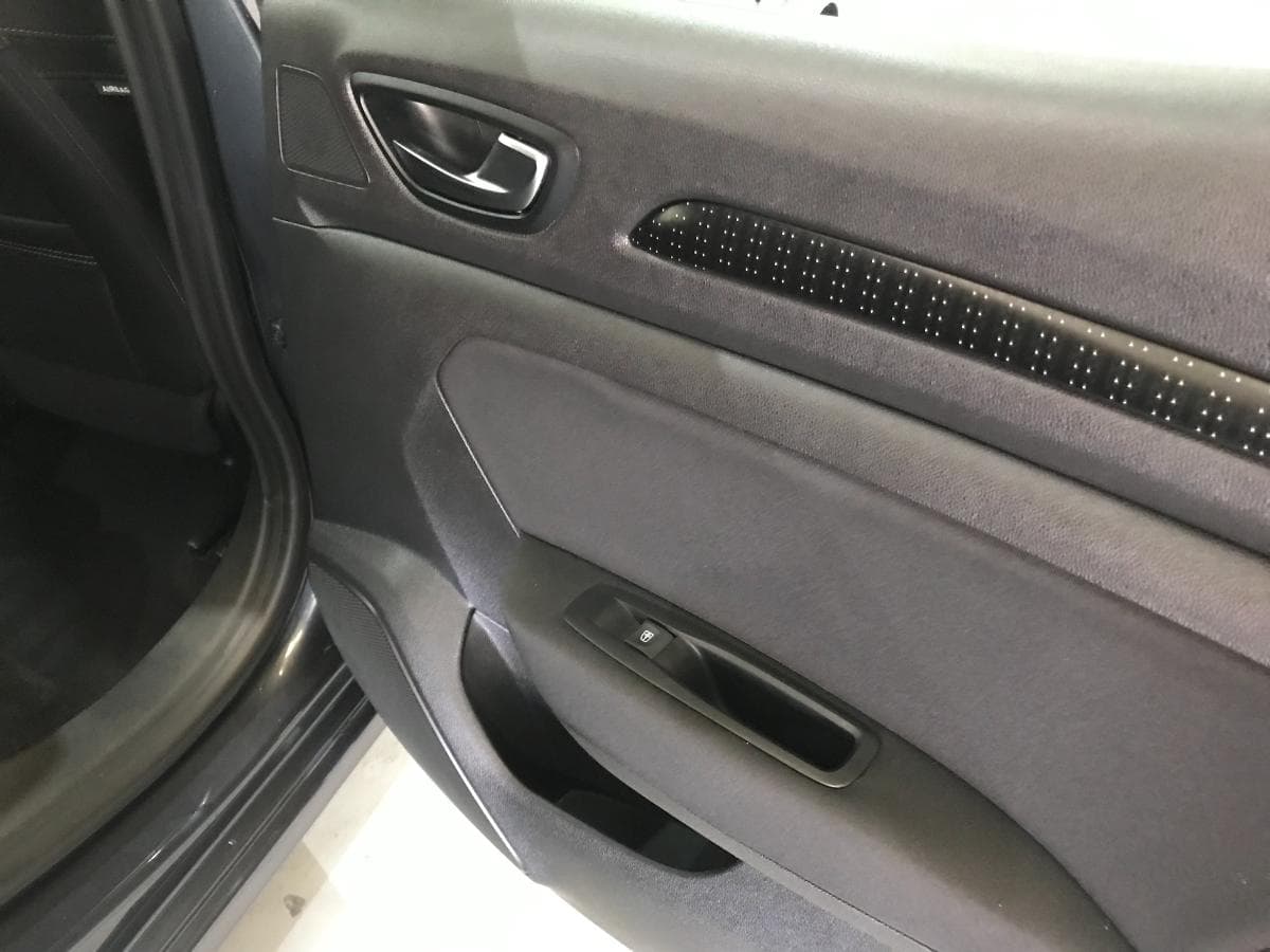 Renault Mégane 1.5 DCI · Ano 2016 — imagem 27