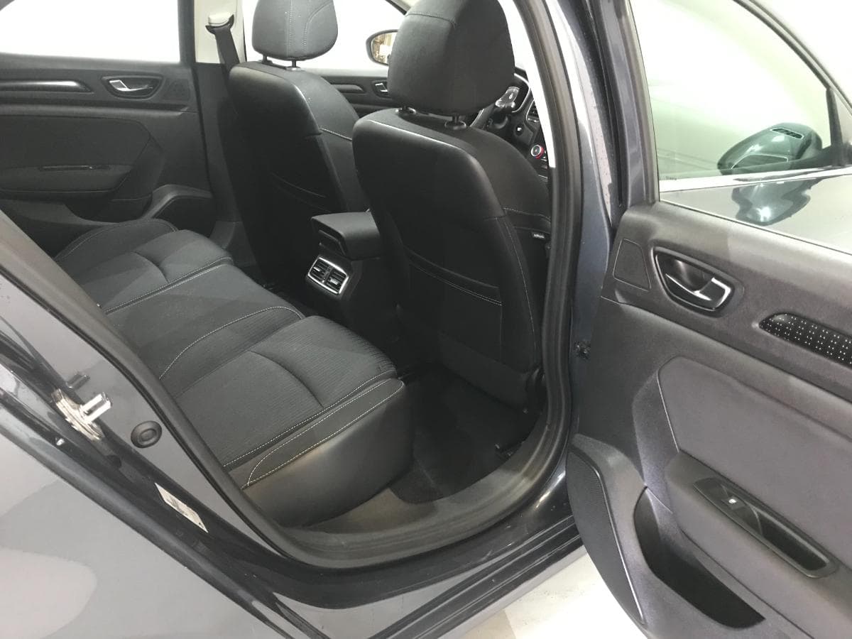 Renault Mégane 1.5 DCI · Ano 2016 — imagem 28