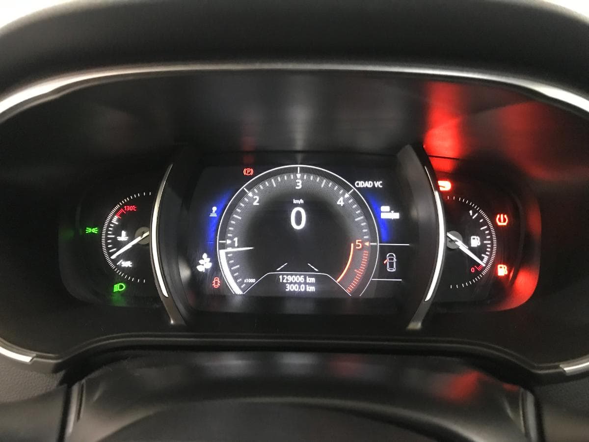 Renault Mégane 1.5 DCI · Ano 2016 — imagem 33