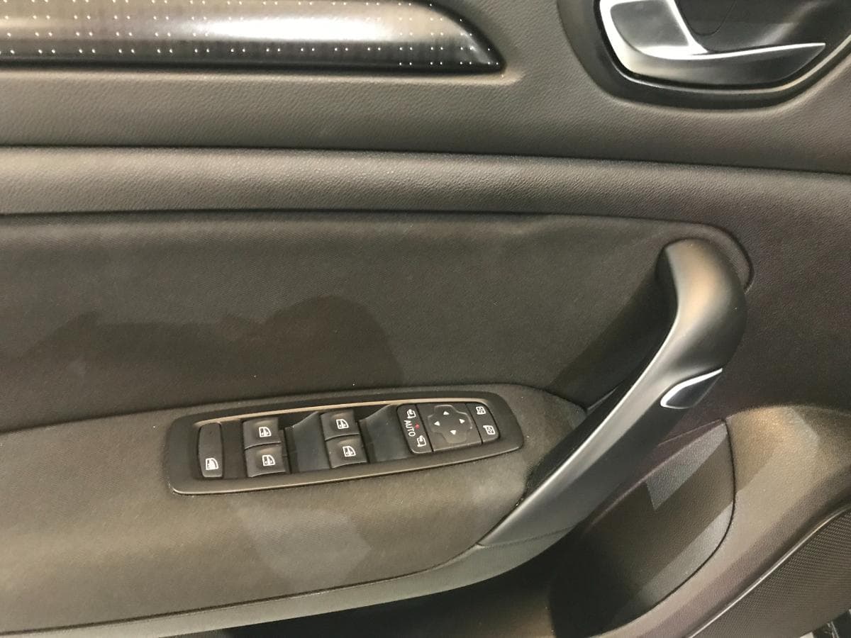 Renault Mégane 1.5 DCI · Ano 2016 — imagem 34