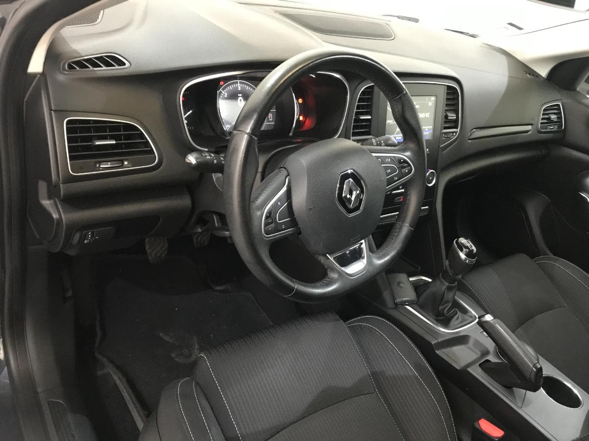 Renault Mégane 1.5 DCI · Ano 2016 — imagem 36