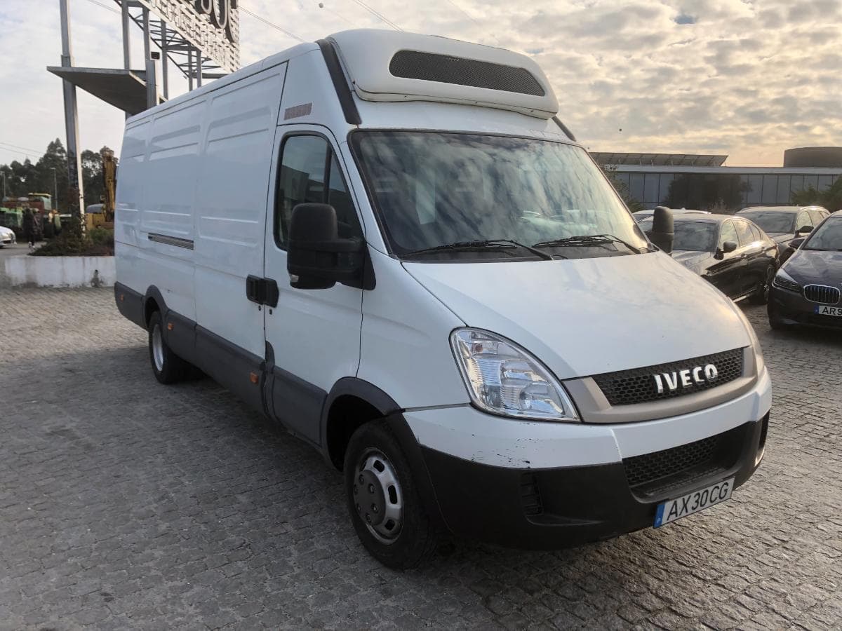 Iveco Daily Frigorífico · Ano 2010 — imagem 1